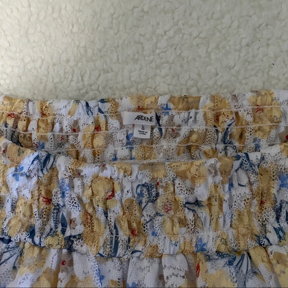 Ardene Floral Off the Shoulder Top - Picture 2 of 4